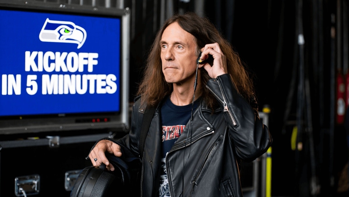 As Jerry Cantrell Approaches the End of a Musical Chapter, He Tells Us What Is (And Isn’t) on the Horizon, Football Included