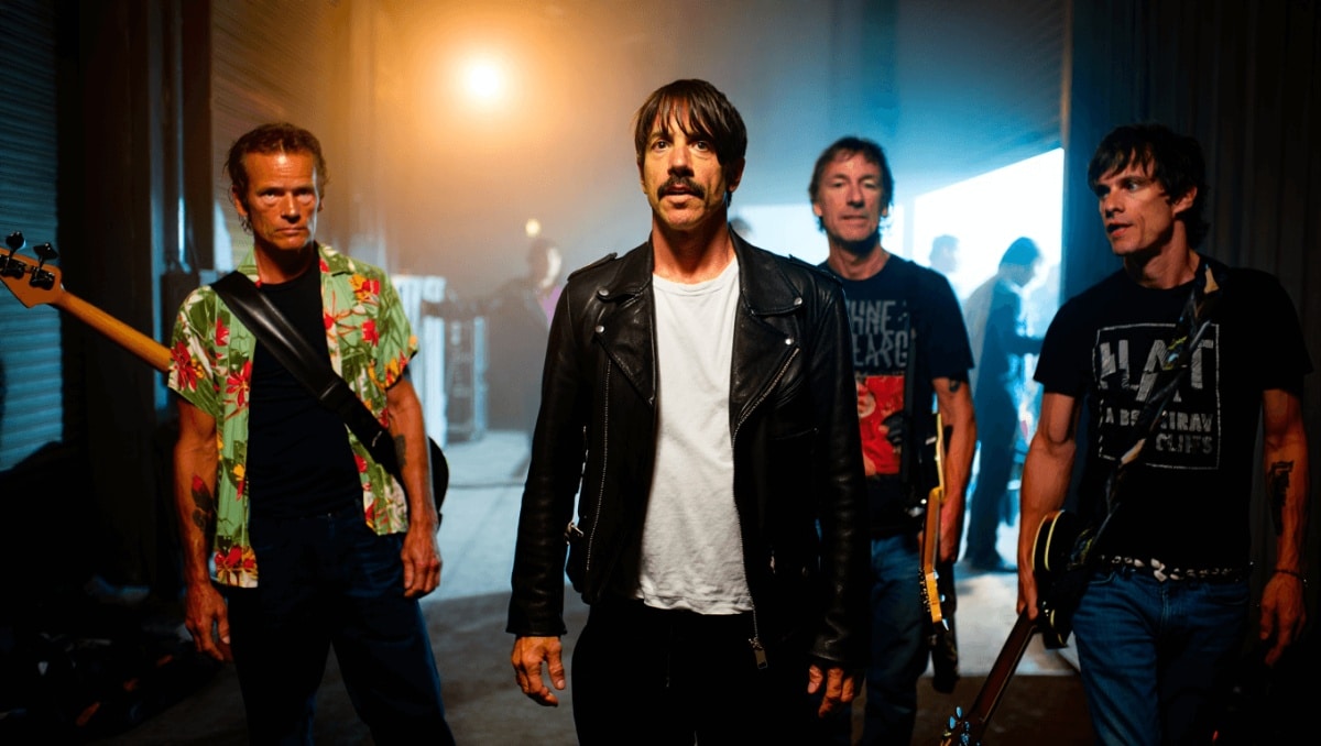 The 1990s Superstars That Made the Red Hot Chili Peppers ‘Nervous,’ Calling Them a ‘Powerful Entity’