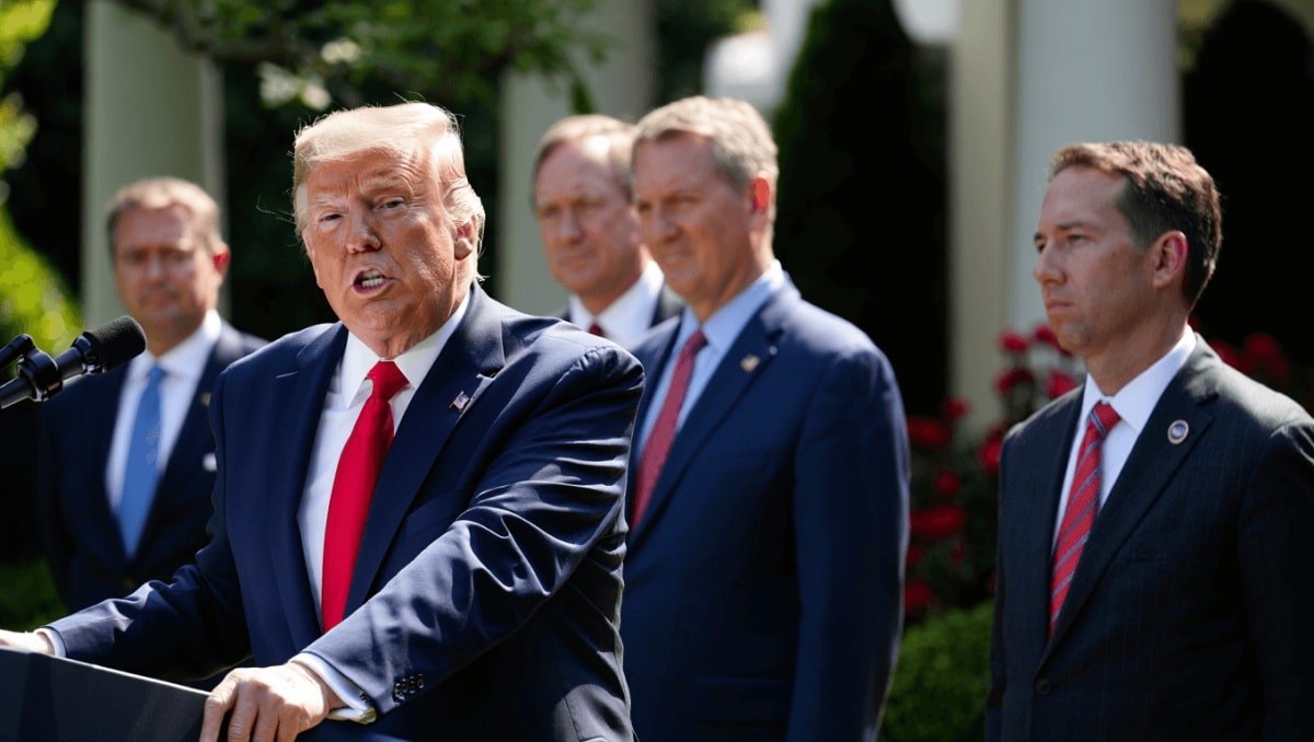 People Are Roasting Trump For Suggesting He's The "Third" Best US President Ever, And Honestly These Tweets Are So Funny