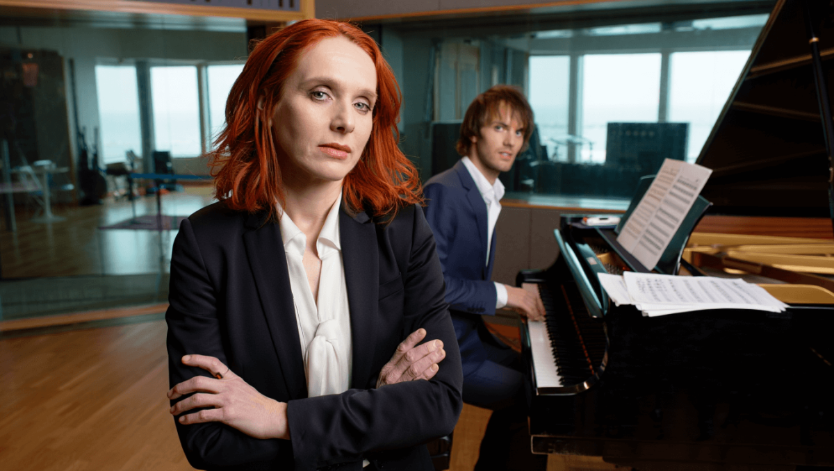 Shirley Manson Believes This Pop Star Should Write the Next ‘James Bond’ Theme (Except She’s Already Tried)