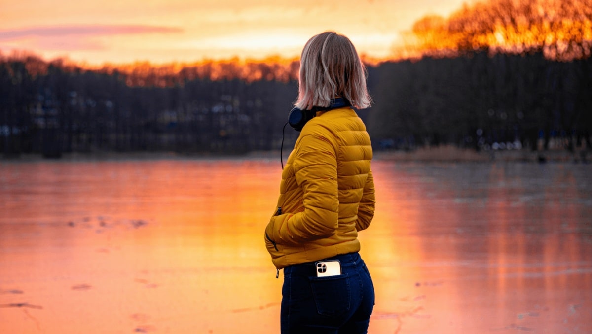 5 of the Sunniest Alt-Rock Bangers to Get You Through the Last Several Weeks of Winter