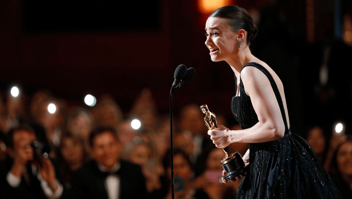 Watch Jessie Buckley's moving Oscars acceptance speech