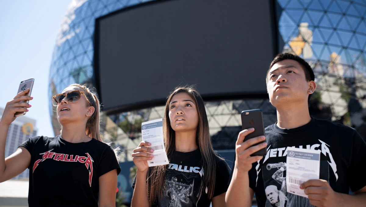 metallica life burns faster sphere tickets