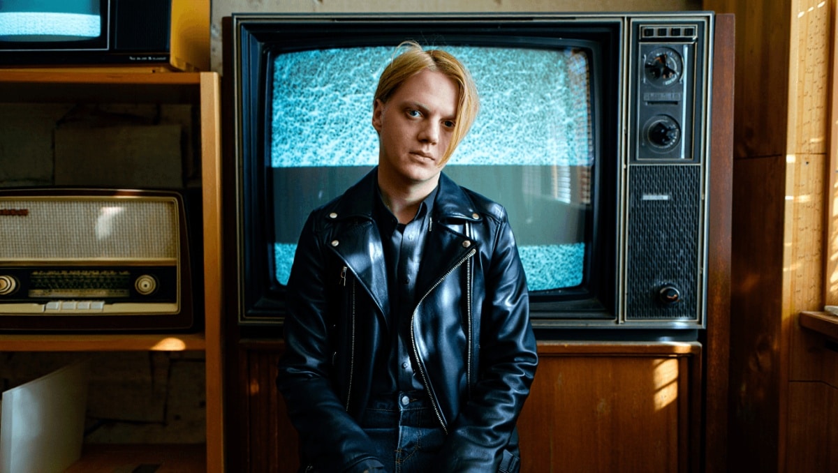 Remember When Jack White Was in a Commercial That Aired Once at 2 AM and Then Immediately Disappeared?