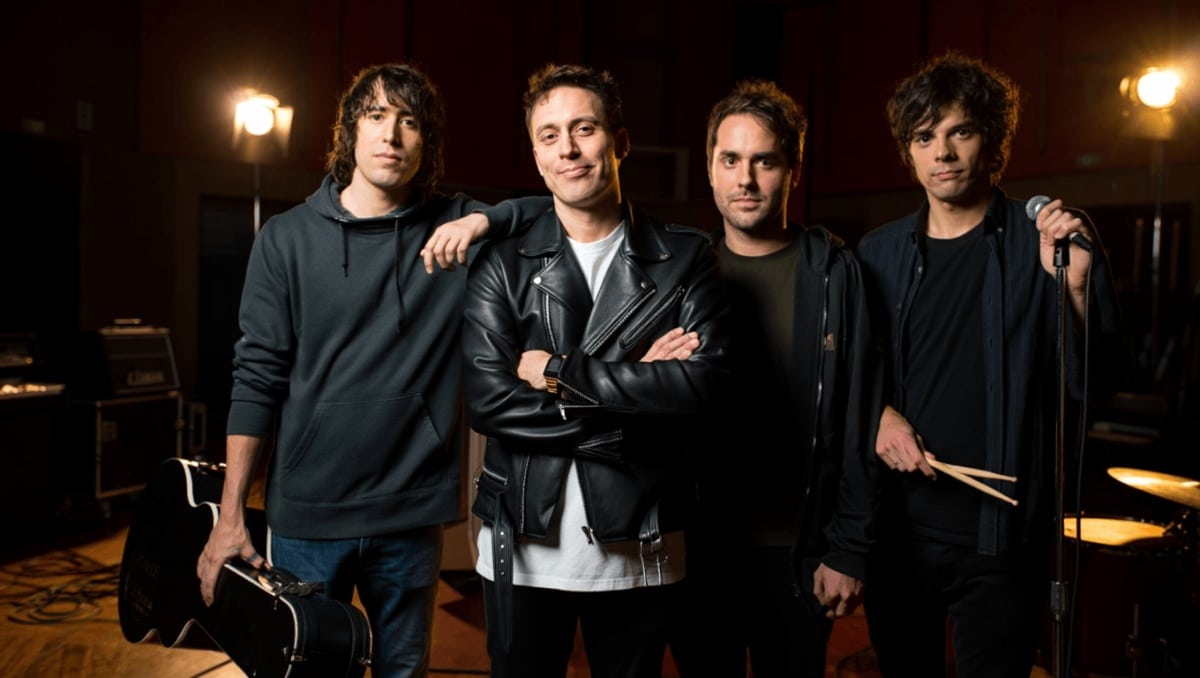 the strokes tour