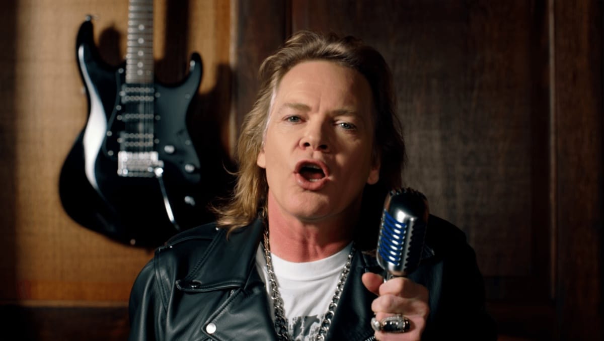 On This Day in 1988, Guns N’ Roses Released This No. 1 Hit, and Thank God They Didn’t Use Their Original Music Video Idea