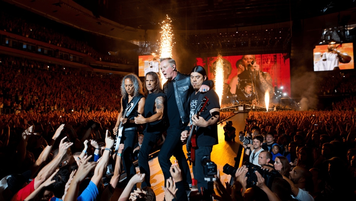 Metallica Sets Major Tour Record With ‘Biggest Show Ever’ at This International Arena