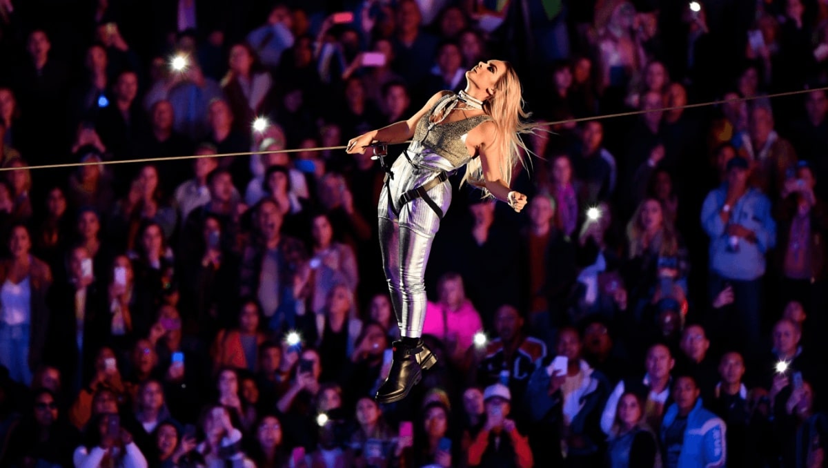This Pop Star Just Set a World Record With His Unconventional Touring Method