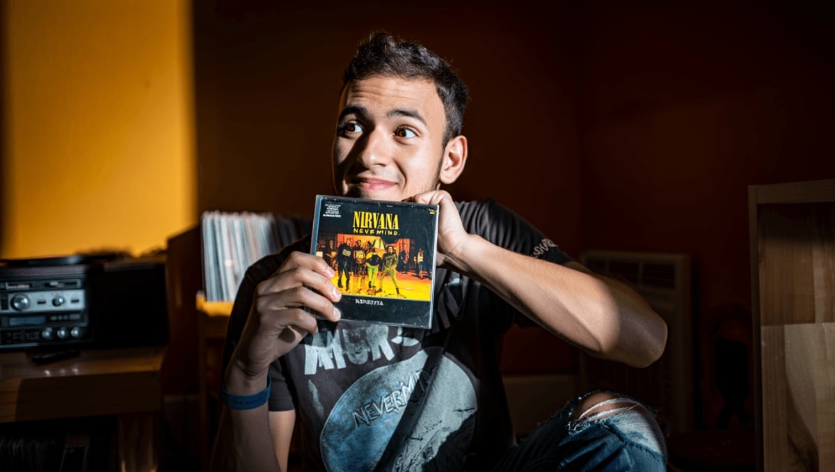 4 Rock Songs With Opening Lines That Every Millennial Recognizes Immediately