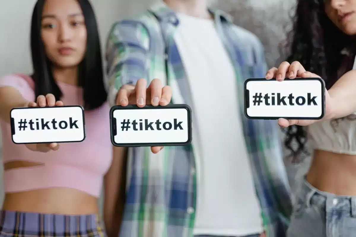 Social media post shared widely showing community support and messages of kindness