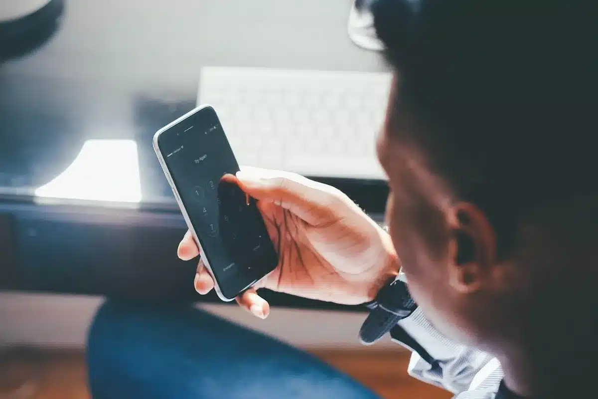 People reacting with phones and comment threads on screens