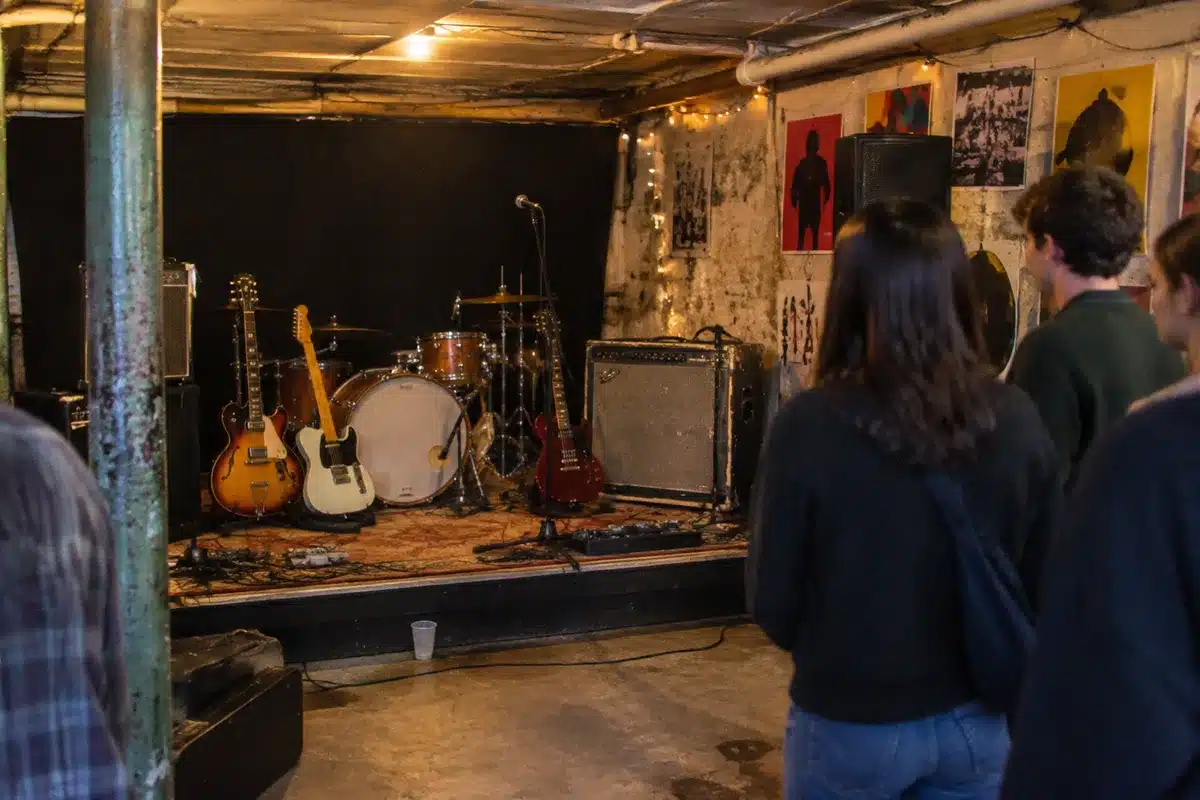 90s bands owe everything to 3 college rock bands from the 1980s